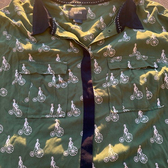 Anthropology Maeve Green Bicycle Pattern Button Down Shirt Size 12 - Picture 3 of 9